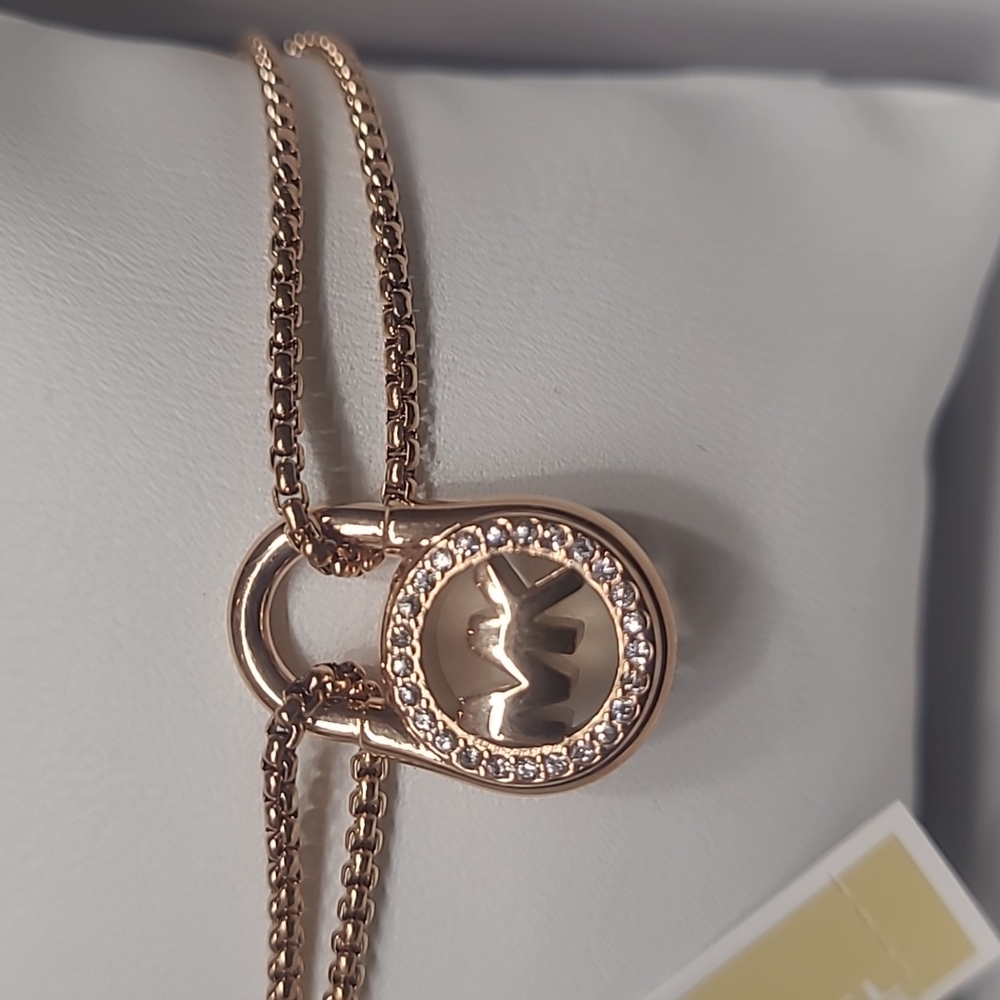 Michael Kors bracelet - Picture 2 of 4